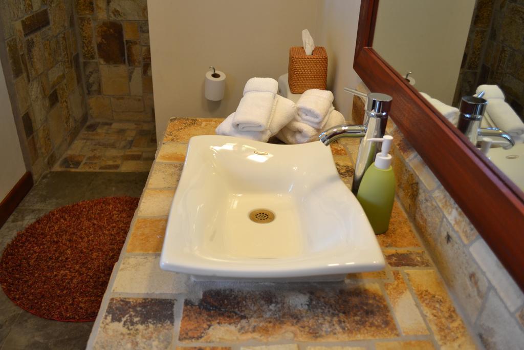 Soma Surf Resort Tola Room photo